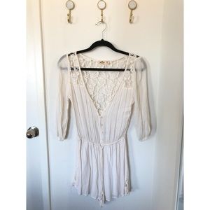 Hollister cream romper